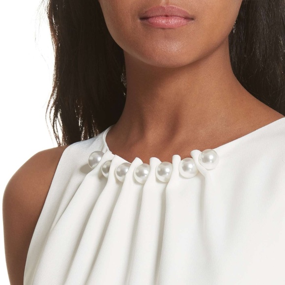 Blenheim Palace Embellished Body-Con Dress - Picture 5 of 8